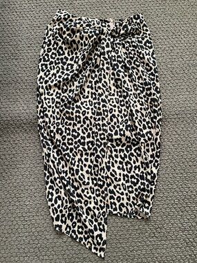 NEW VICI Bewitch Twist front Leopard Midi Skirt